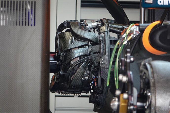 17745927819675277204292098189778