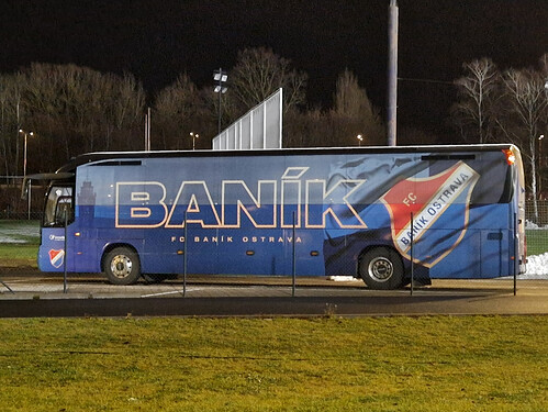 1000016303
